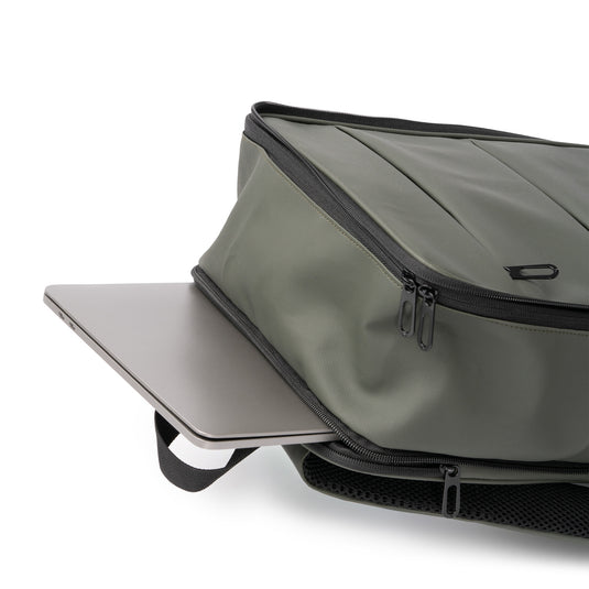 Zaino in Pelle PU Porta PC 15" Estensibile 15 Litri STAMINA LEONEL MO2034